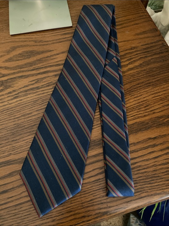 Dior Other - Christian Dior EUC  Vintage Navy Silk Tie with Red and Tan Diagonal Stripes